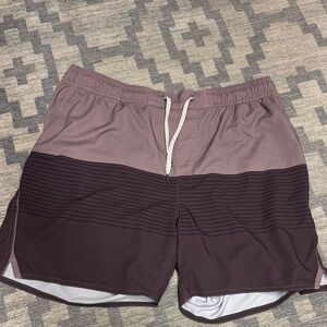 Vuori Men's Two-Tone Athletic Shorts